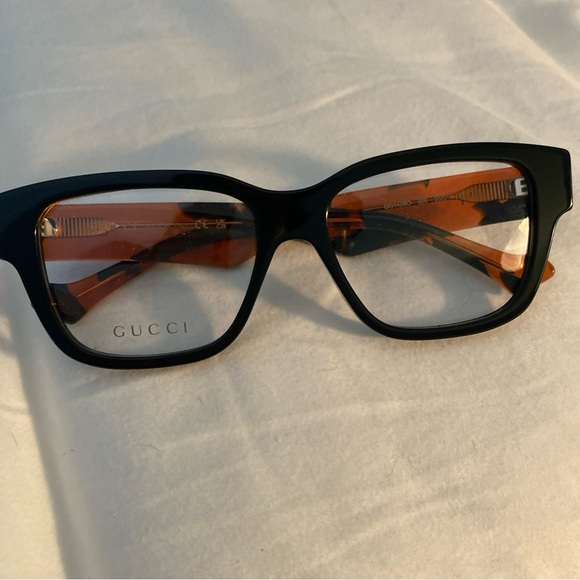 Gucci Black and tortoise Shell Glasses with Case - Picture 3 of 4